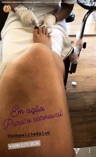 Dani Bolina feet photo thumbnail