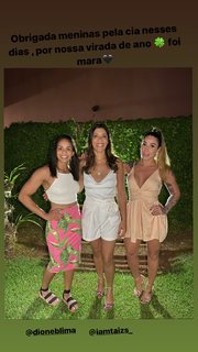 Dani Bolina feet photo thumbnail