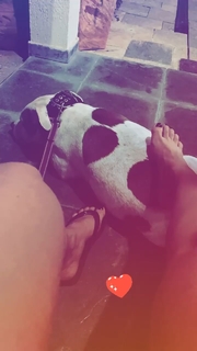 Dani Bolina feet photo thumbnail
