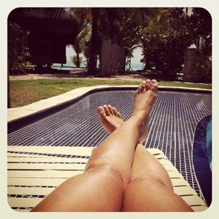 Dani Bolina feet photo thumbnail
