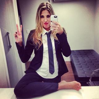 Dani Calabresa feet photo 16