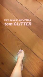 Dani Calabresa feet photo 19