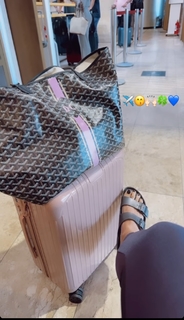 Dani Calabresa feet photo 5