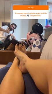 Dani Calabresa feet photo 14