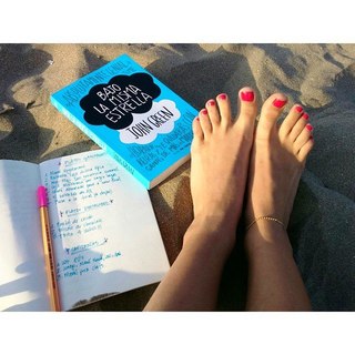 Dani Castro feet photo 6
