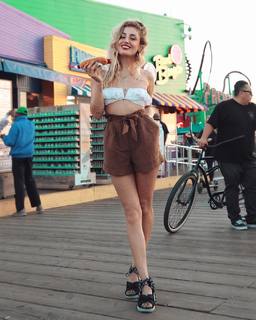 Dani Castro feet photo 17