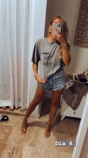 Dani Castro feet photo 8