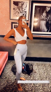 Dani Castro feet photo 20
