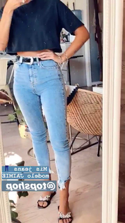 Dani Castro feet photo 16