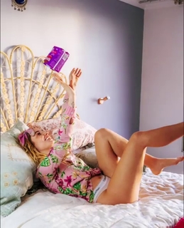 Dani Castro feet photo 10
