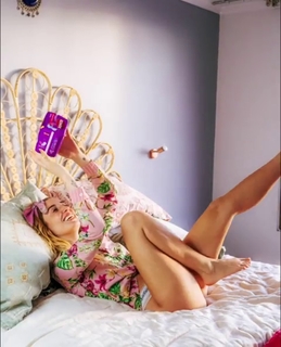Dani Castro feet photo 9