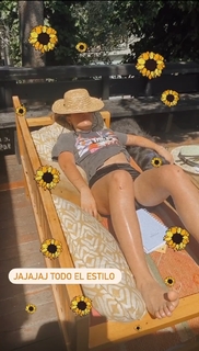 Dani Castro feet photo 17