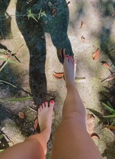 Dani Castro feet photo 9