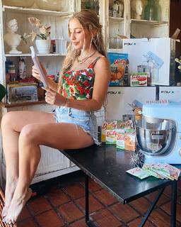 Dani Castro feet photo 8