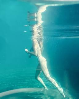 Dani Castro feet photo 16