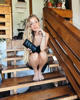 Dani Castro feet photo 7