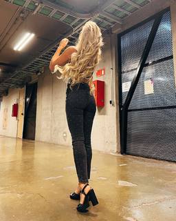 Dani Castro feet photo 6