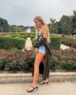 Dani Castro feet photo 6
