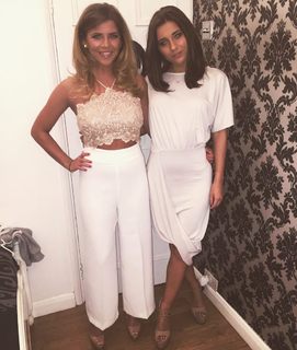 Dani Dyer feet photo thumbnail