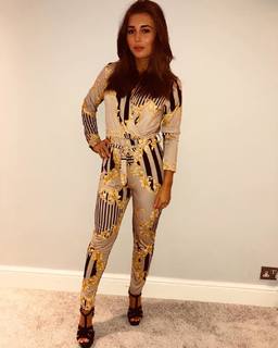 Dani Dyer feet photo thumbnail