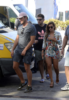 Dani Dyer feet photo thumbnail