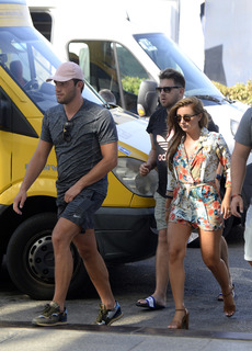 Dani Dyer feet photo thumbnail