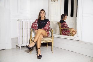 Dani Dyer feet photo thumbnail