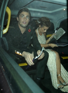 Dani Dyer feet photo thumbnail