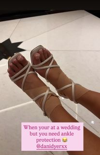 Dani Dyer feet photo 2