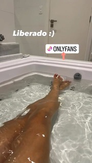Dani Russo feet photo 8