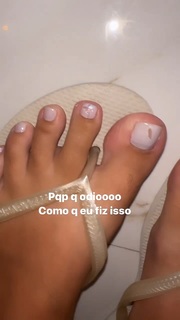 Dani Russo feet photo 4