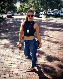 Dani Speegle feet photo 3