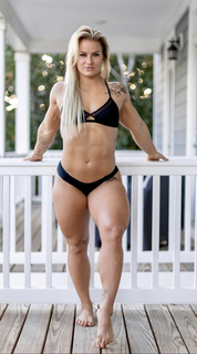 Dani Speegle feet photo 5