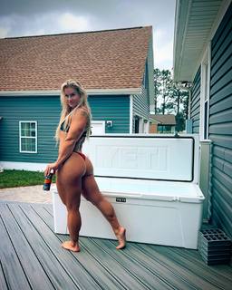 Dani Speegle feet photo 17