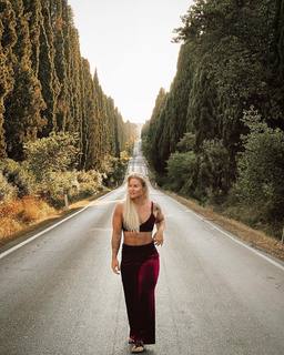 Dani Speegle feet photo 5