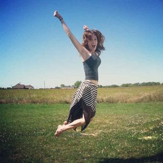 Dani Thorne feet photo thumbnail