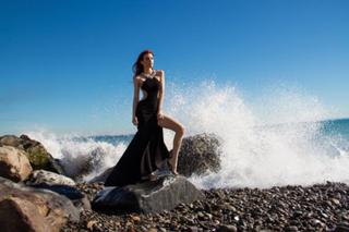 Dani Thorne feet photo thumbnail