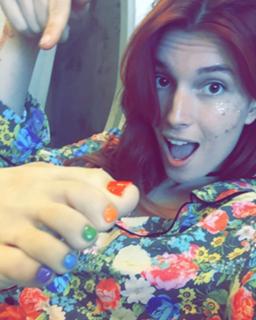 Dani Thorne feet photo thumbnail