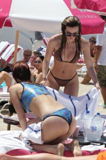 Dani Thorne feet photo thumbnail