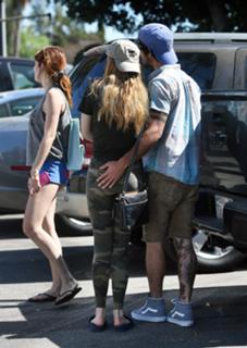 Dani Thorne feet photo thumbnail