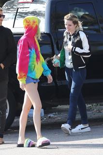 Dani Thorne feet photo thumbnail