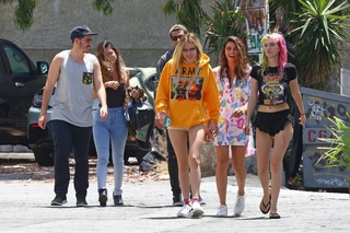 Dani Thorne feet photo thumbnail