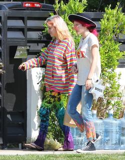 Dani Thorne feet photo thumbnail