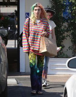 Dani Thorne feet photo thumbnail