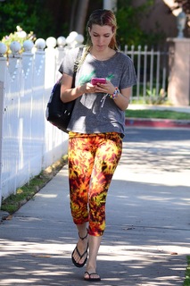 Dani Thorne feet photo thumbnail