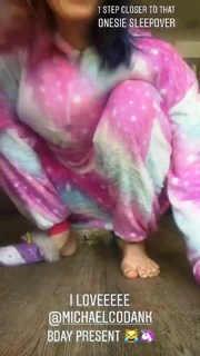 Dani Thorne feet photo thumbnail