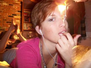 Dani Thorne feet photo thumbnail