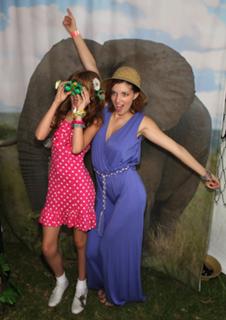 Dani Thorne feet photo thumbnail