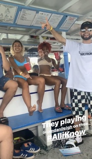 DaniLeigh feet photo 20