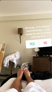 DaniLeigh feet photo 5